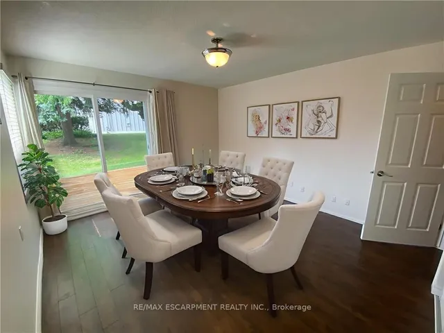 房产图片 11 - 1 Szollosy Circ