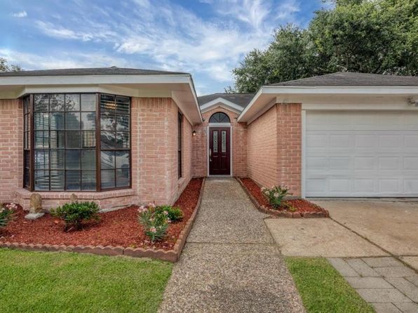 10603 Zircon Ct, Houston, TX 77099