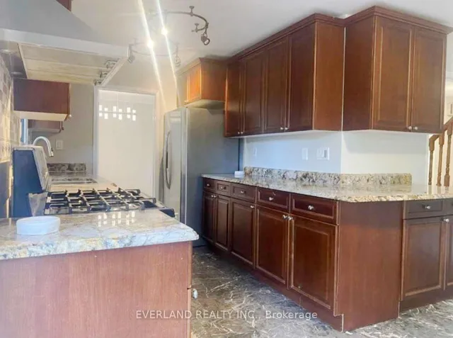 Additional image 5 of 573 Huntingwood Dr