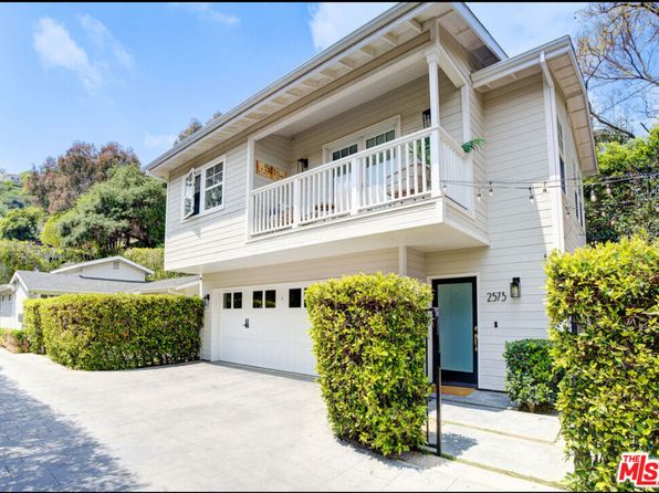 2575 N Beachwood Dr, Los Angeles, CA 90068