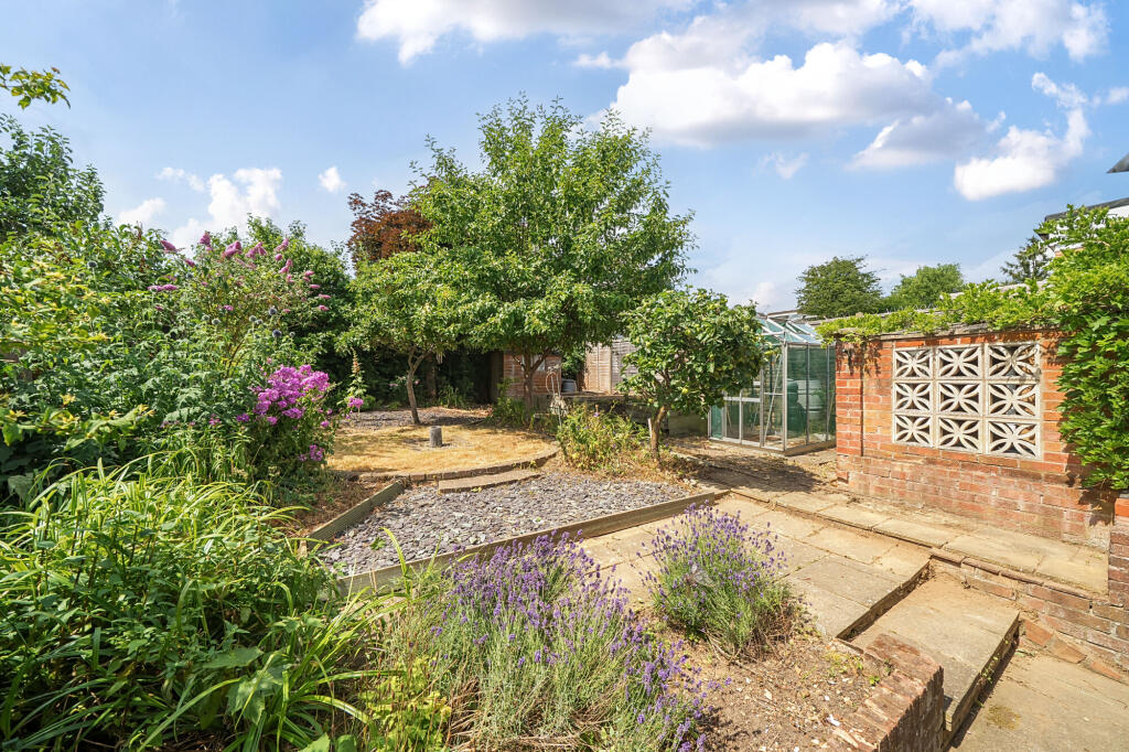 Additional image 11 of Chiltern Road, St. Albans, AL4
