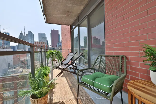 Additional image 37 of 205 Frederick St Unit 1201