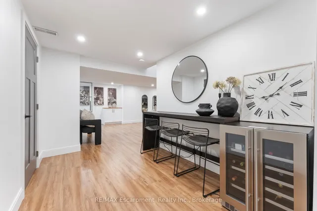 Additional image 34 of 671 Peele Blvd