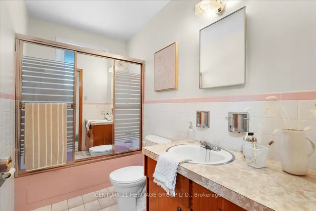 Additional image 25 of 124 Tisdale St