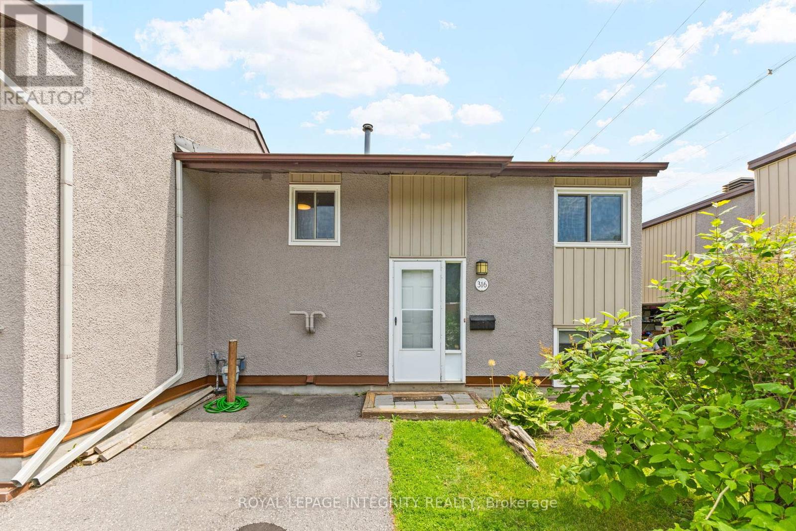 316 WOODFIELD DRIVE|Ottawa, Ontario K2G3W9