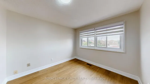 Additional image 23 of 18 Littleborough Crt