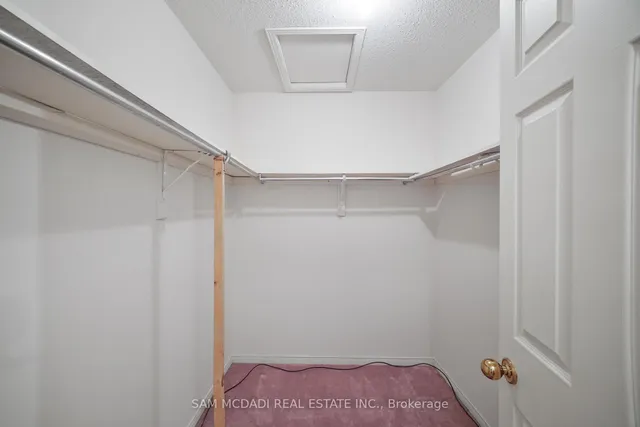 Additional image 28 of 7 Vogue Cres