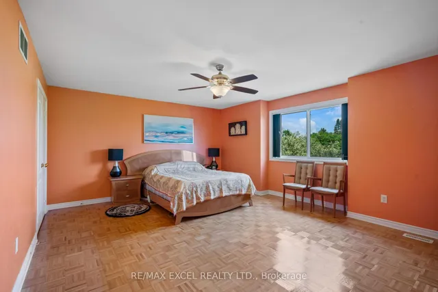 Additional image 19 of 29 Candlebrook Cres