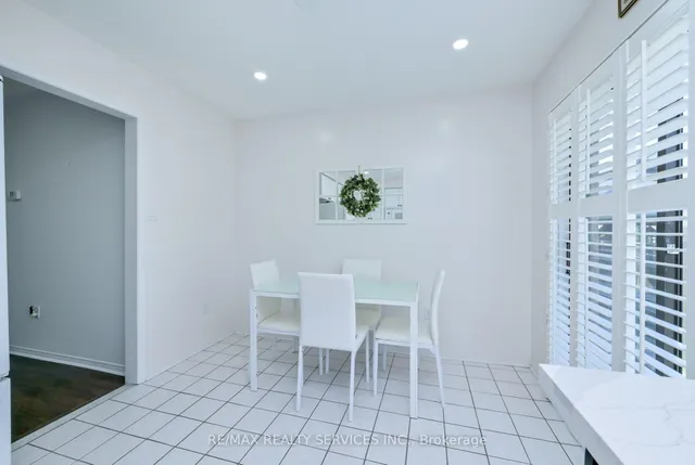 Additional image 10 of 59 Springview Dr