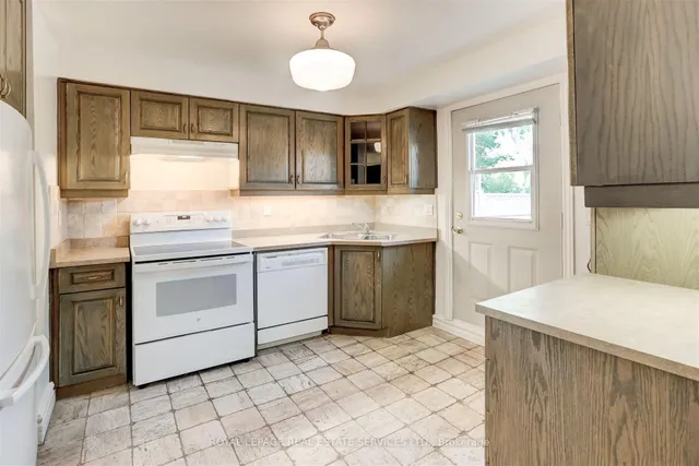 Additional image 22 of 93 Medland Cres