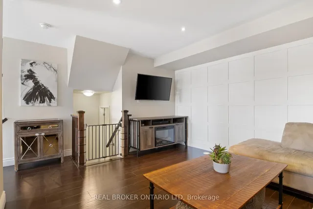 Additional image 8 of 100 Baycliffe Cres