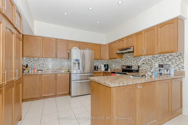 Additional image 12 of 22 Ungava Bay Rd