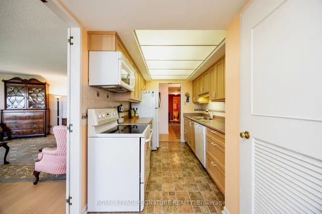 房产图片 24 - 1300 Bloor街810单元