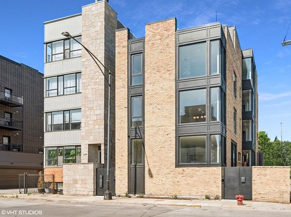 222 S Oakley Blvd #3, Chicago, IL 60612