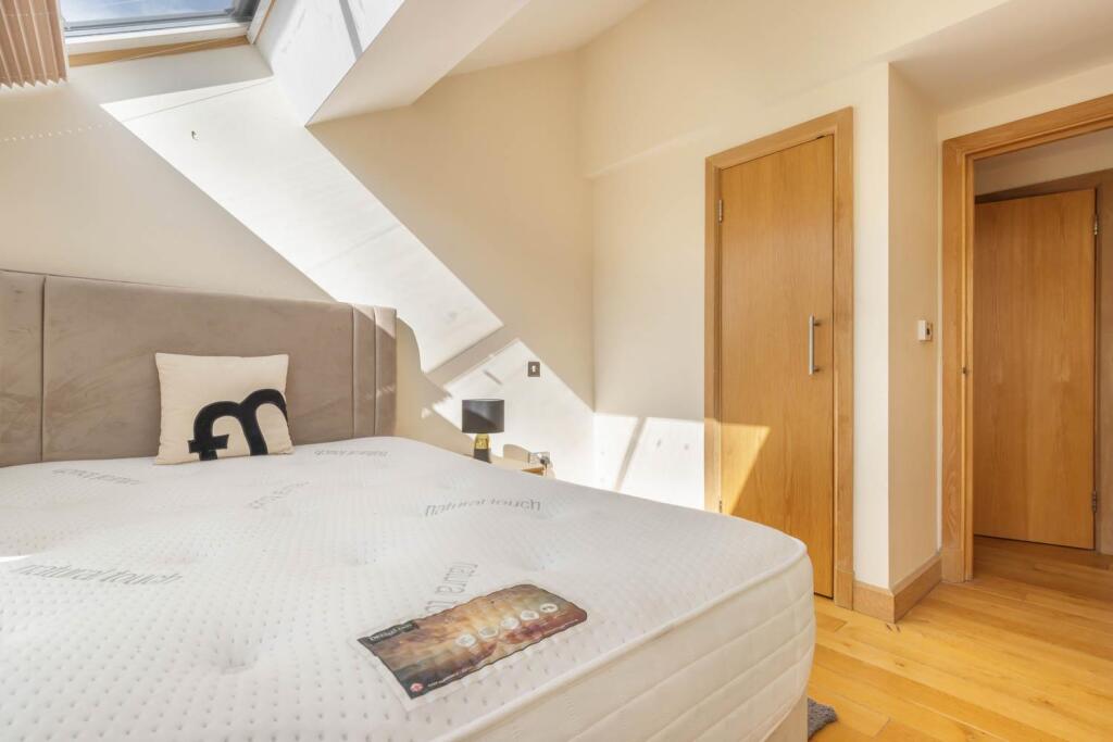 Additional image 14 of The Old Chapel, St. Pauls Square, B3 1QS