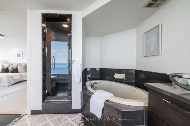 Additional image 17 of 1 Palace Pier Crt Unit 1203