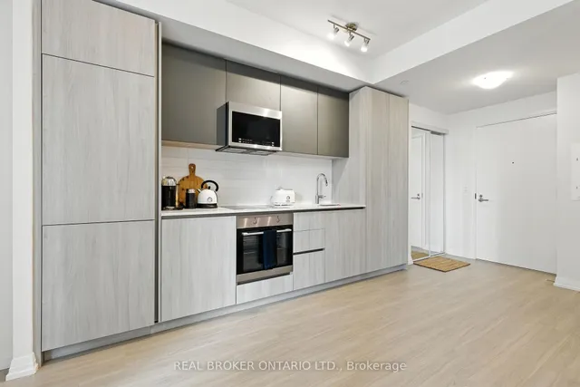 Additional image 5 of 8 Widmer St Unit 1106