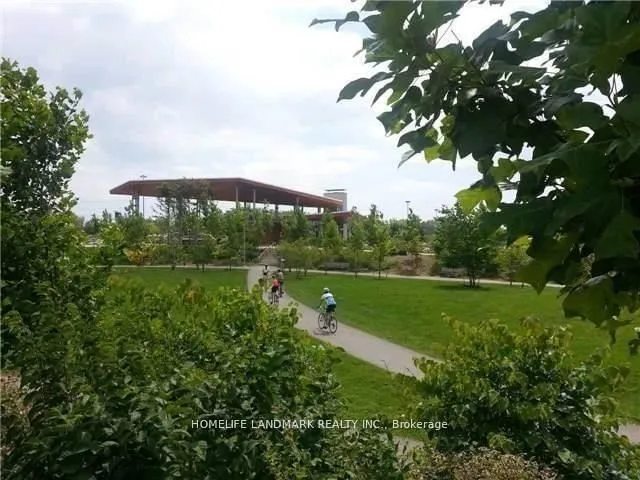 Additional image 18 of 21 Lawren Harris Sq Unit 1211