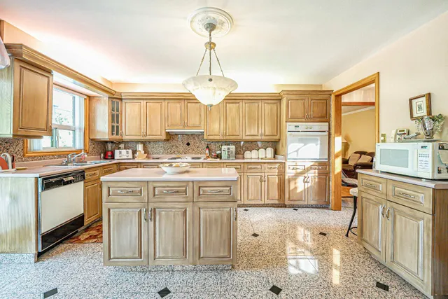 Additional image 14 of 55 Chiswick Ave