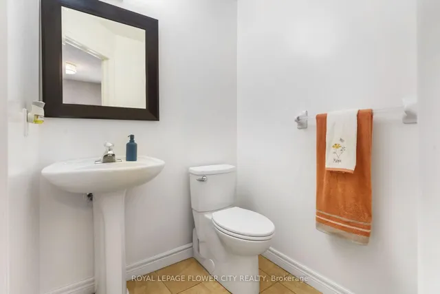 Additional image 20 of 1297 Barton St