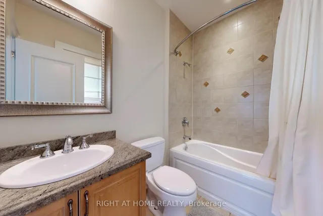 Additional image 31 of 133 Norton Ave