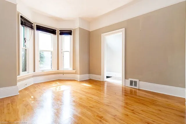 Additional image 7 of 251 West Ave