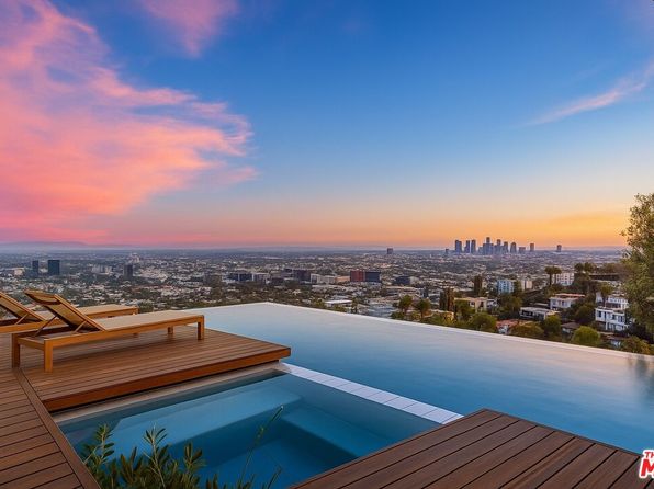 8404 Franklin Ave, Los Angeles, CA 90069