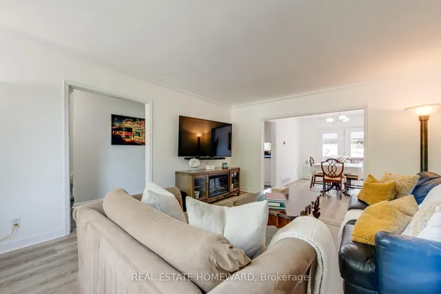 Additional image 10 of 2 Rupert St