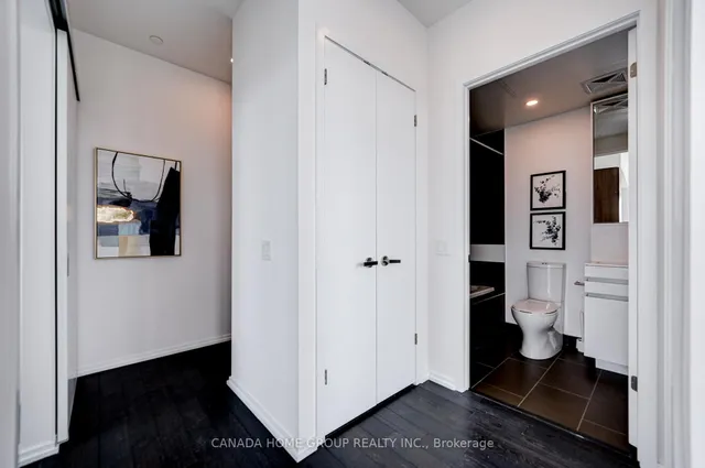 Additional image 10 of 197 Yonge St Unit 3605