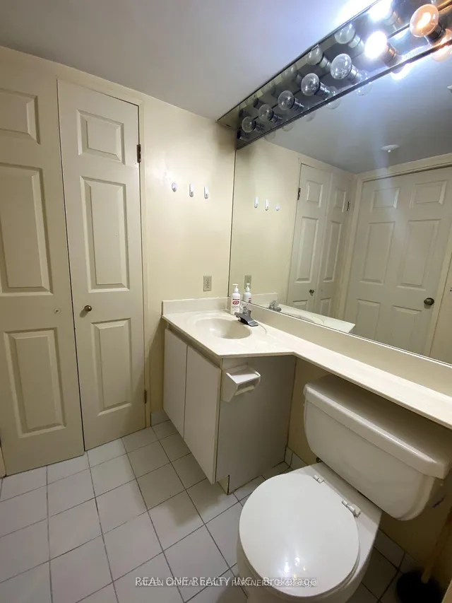 Additional image 31 of 24 Wellesley St Unit 407