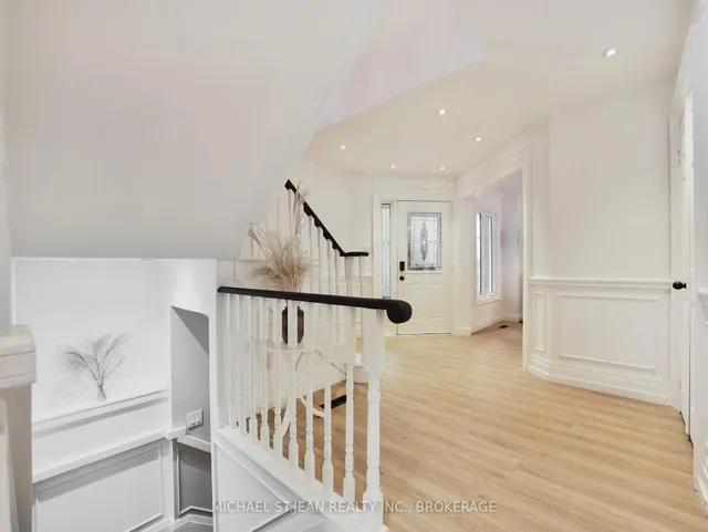 Additional image 6 of 14 Pompano Crt