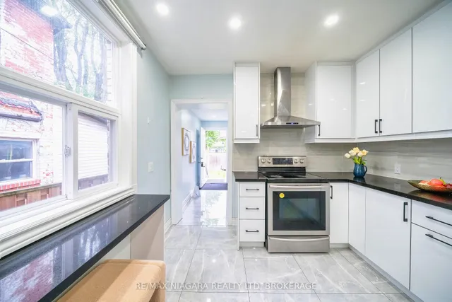 Additional image 15 of 341 Clinton St