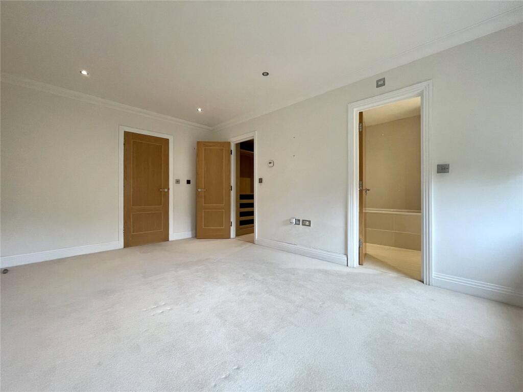 Additional image 8 of Georges Wood Road, Brookmans Park, Hertfordshire, AL9