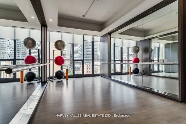 Additional image 29 of 101 Charles St Unit 801