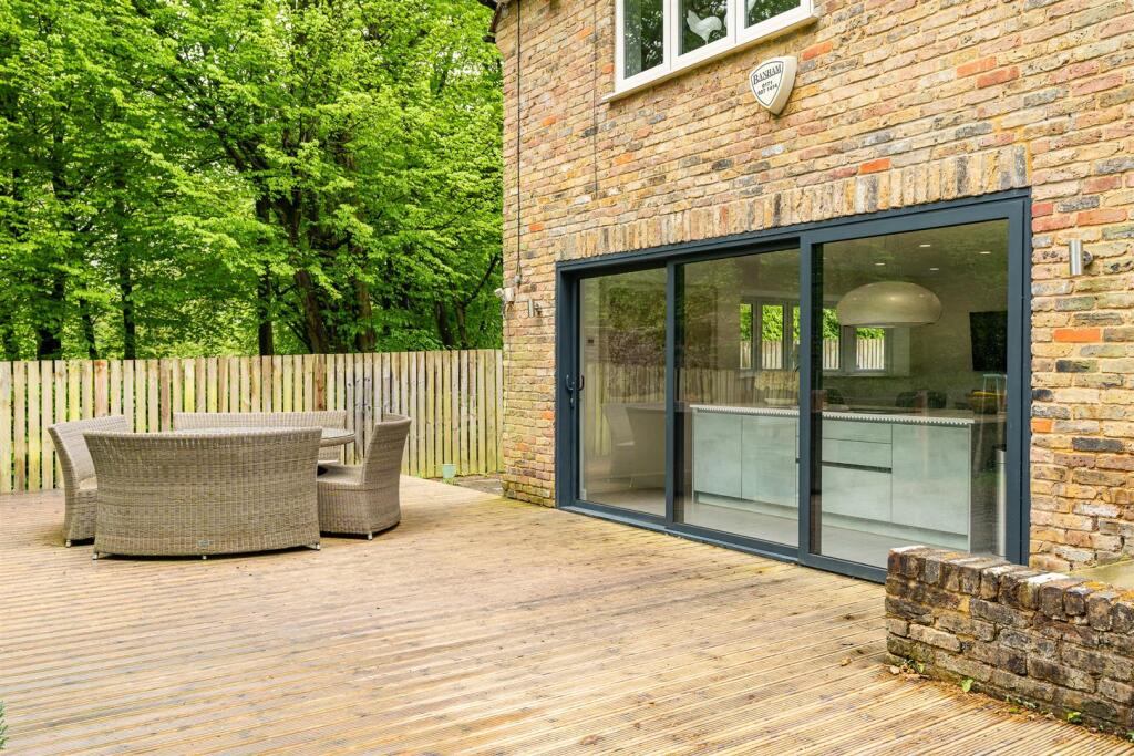 Additional image 24 of Bishops Road, Tewin, Welwyn