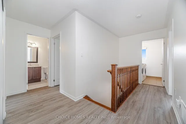 房产图片 23 - 319 麦克杜格尔交汇处