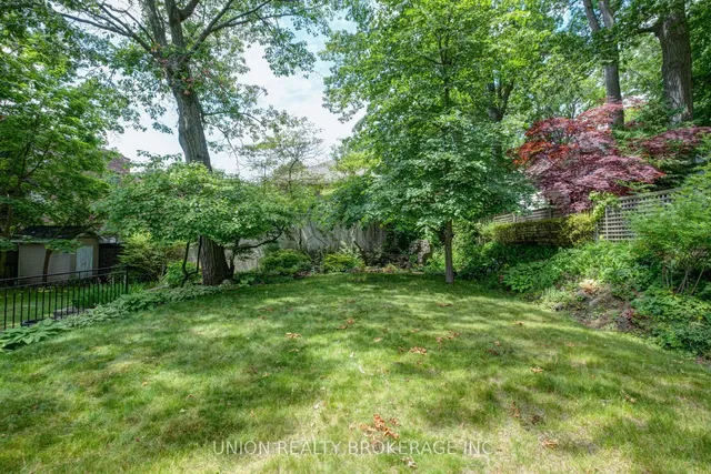 Additional image 18 of 16 Fallingbrook Rd