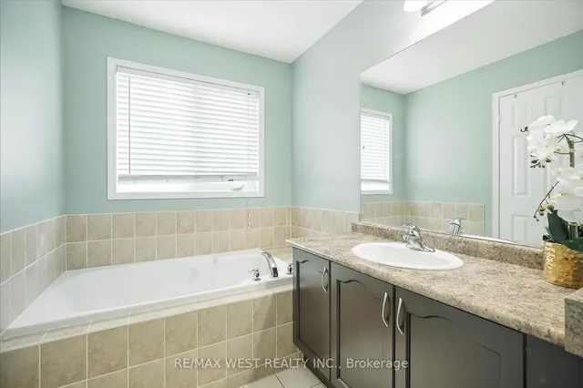 Additional image 8 of 7035 Rexwood Rd Unit 5