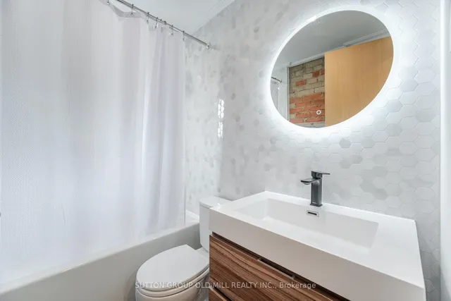 Additional image 12 of 87 Mackay Ave