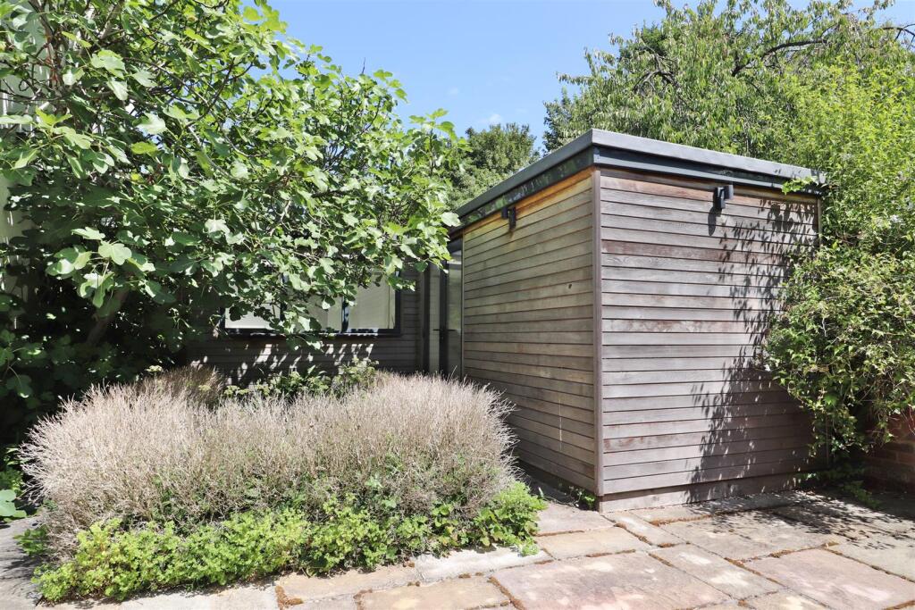 Additional image 17 of Lemsford Road, St. Albans