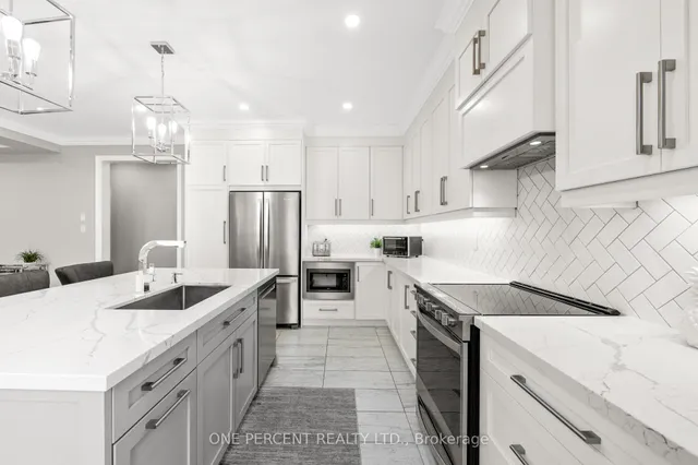 Additional image 16 of 107 Avanti Cres