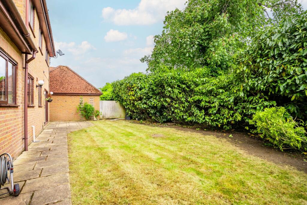 Additional image 12 of Brinklow Court, St. Albans, Hertfordshire, AL3