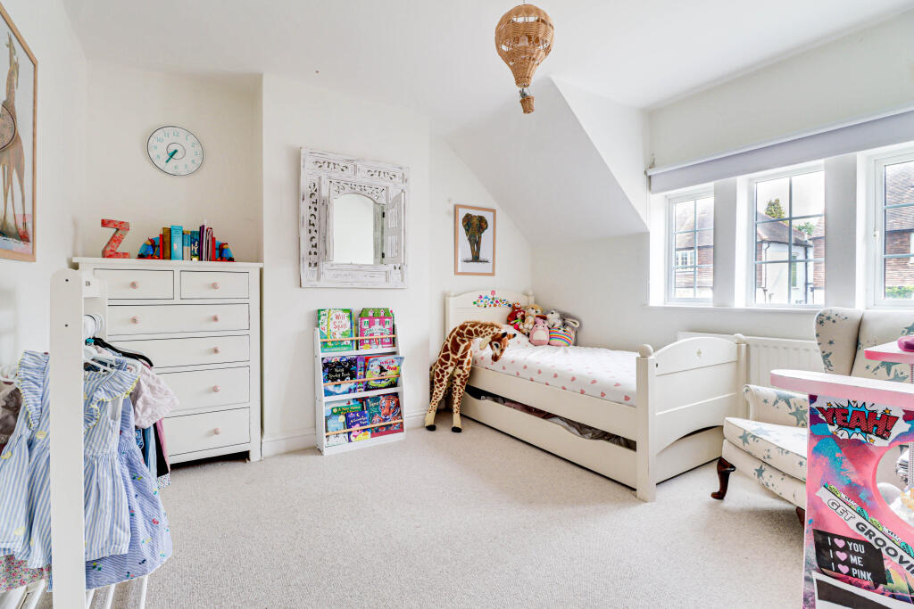 Additional image 15 of Barnfield Road, Harpenden, Hertfordshire, AL5