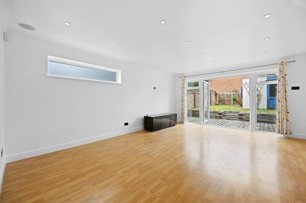 Additional image 4 of Grove Road, Harpenden, Hertfordshire, AL5