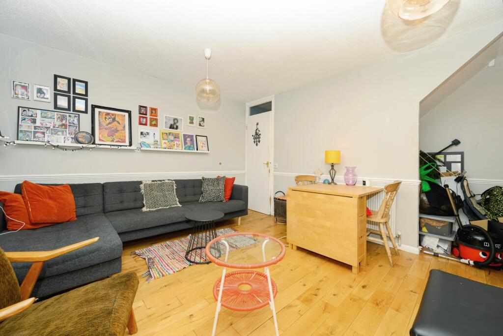 Additional image 9 of Haltside, Hatfield, AL10