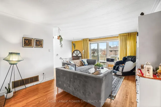 房产图片 7 - 167 SHOREHAM Dr