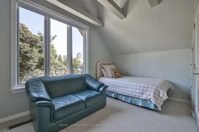 Additional image 28 of 29 Lonsdale Rd