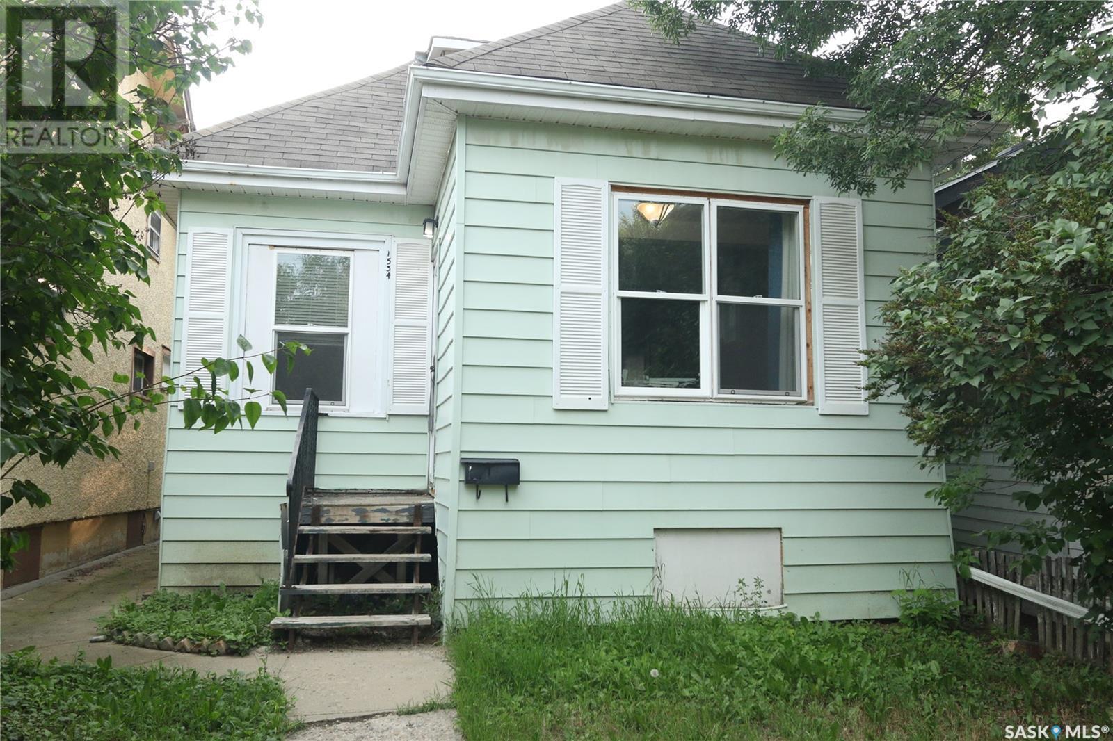 Property image for 1534 Montague STREET|Regina, Saskatchewan S4T3J3