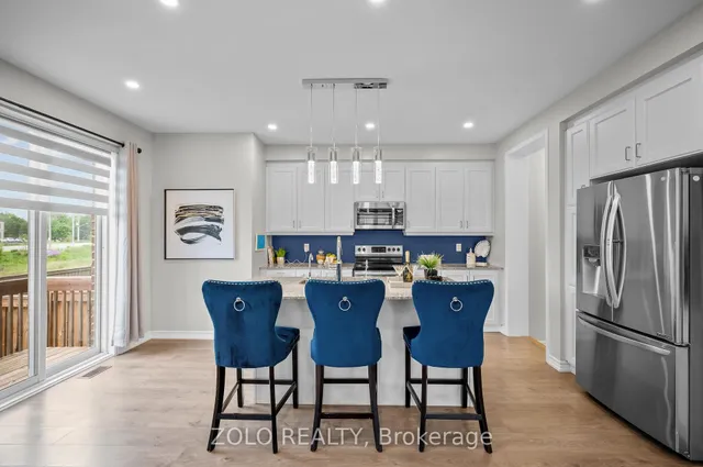 Additional image 12 of 2 Circus Cres