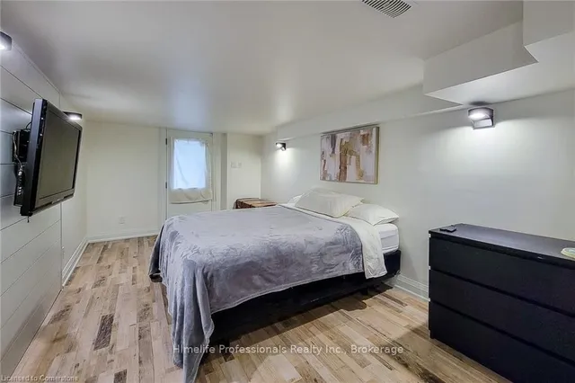 Additional image 40 of 116 Locke St